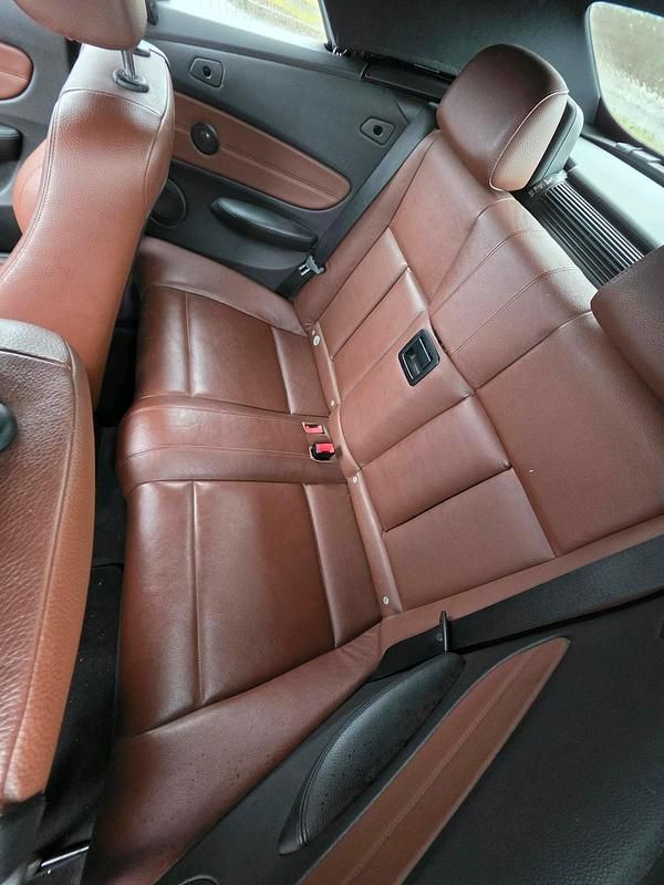 Gebraucht BMW 135 Cabriolet 305 PS (224 kW) 2011 Weiß Cabrio