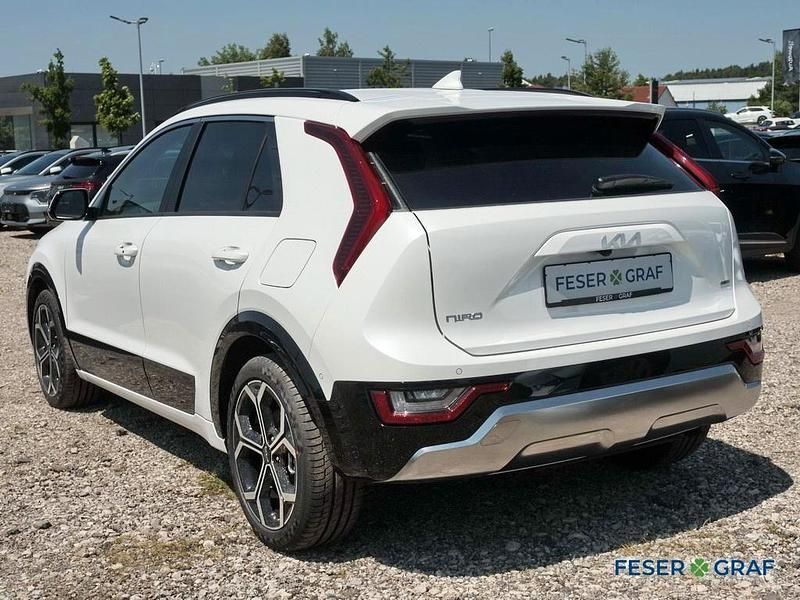 Neu Kia Niro Spirit 92 PS (67 kW) 2025 Snow white pearl SUV