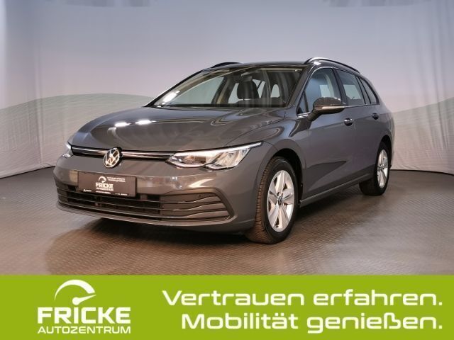 Delfingrau metallic Gebraucht 2023 VW Golf VIII Life Kombi | 19.740 € (Fairer Preis) - Bild 1/4
