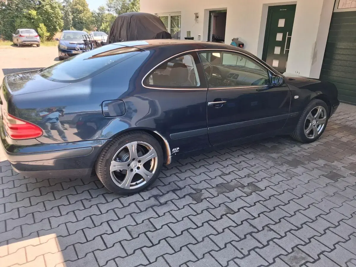 Gebraucht Mercedes CLK200 Elegance 136 PS (100 kW) 1998 Blau Coupé
