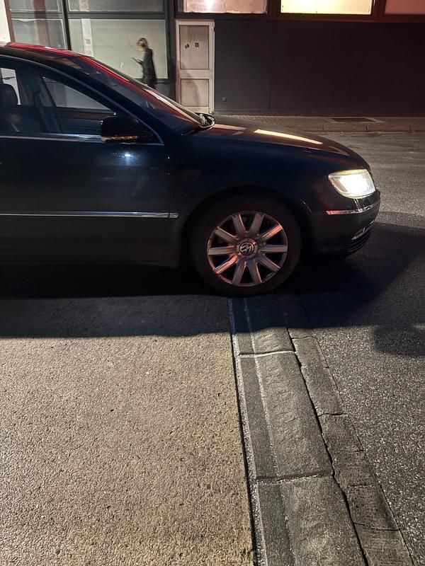 Gebraucht VW Phaeton 245 PS (180 kW) 2012 Schwarz Limousine