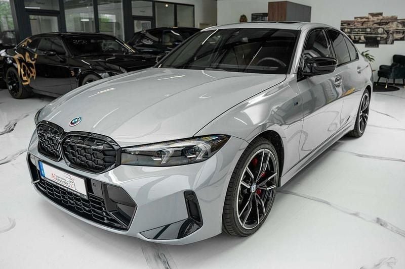 Grau Gebraucht 2023 BMW M340 M Performance Limousine | 51.090 € (Superpreis) - Bild 1/4