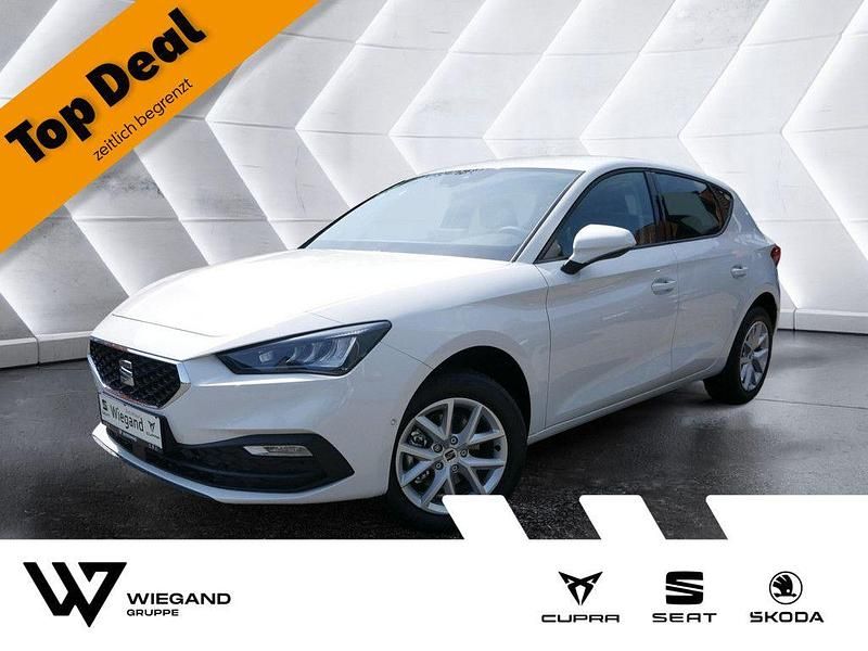 Weiß Neu 2025 Seat Leon Limousine | 30.897 € (Fairer Preis) - Bild 1/4