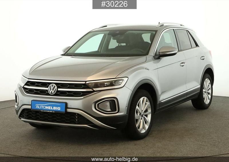 Gebraucht VW T-Roc Style 150 PS (110 kW) 2024 Silber SUV