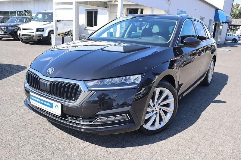 Black magic pearlescent Gebraucht 2022 Skoda Octavia Style Kombi | 22.485 € (Guter Preis) - Bild 1/2