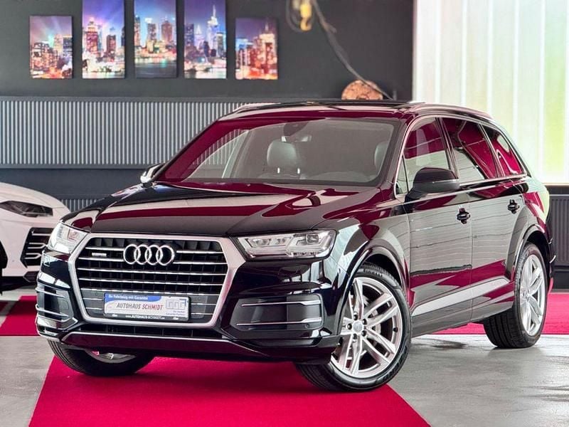 Gebraucht Audi Q7 S-Line 272 PS (200 kW) 2015 Orcaschwarz metallic SUV
