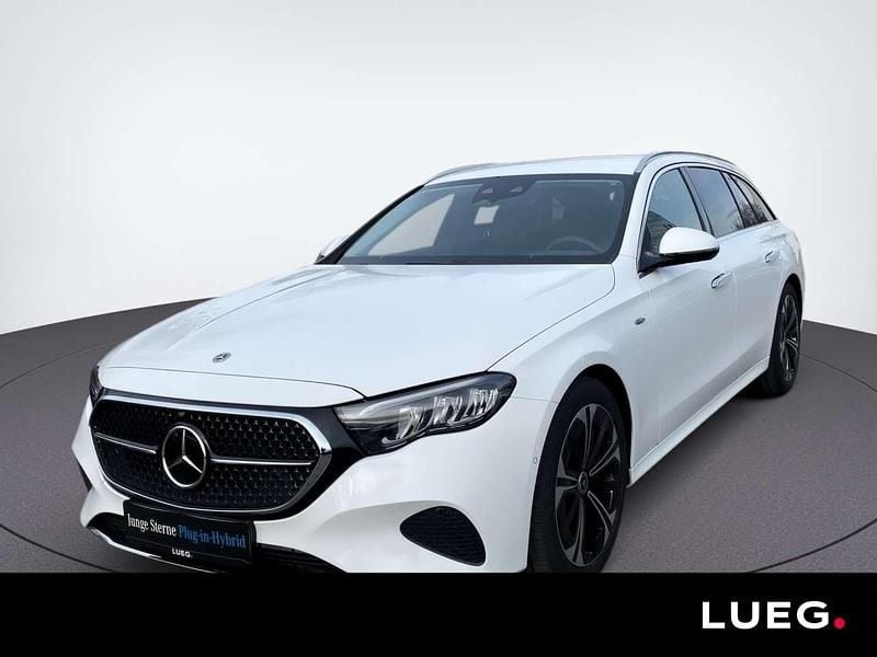Gebraucht Mercedes E300 Avantgarde 197 PS (144 kW) 2025 Unilack polarweiß Kombi