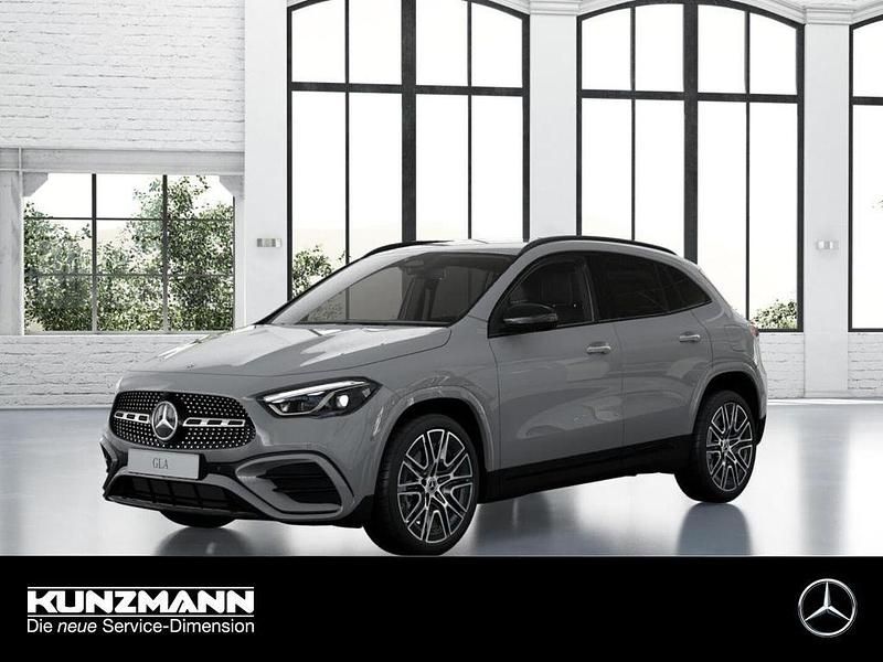 Grau Gebraucht 2025 Mercedes GLA180 AMG SUV | 40.790 € (Guter Preis) - Bild 1/4