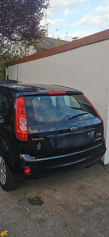 Gebraucht Ford Fiesta 60 PS (44 kW) 2008 Schwarz Kleinwagen