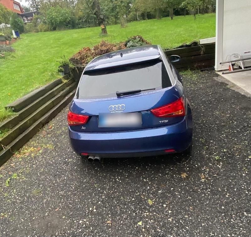 Gebraucht Audi A1 86 PS (63 kW) 2011 Blau Kleinwagen