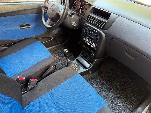 Gebraucht Daihatsu Cuore Plus 58 PS (42 kW) 2005 Silber Kleinwagen