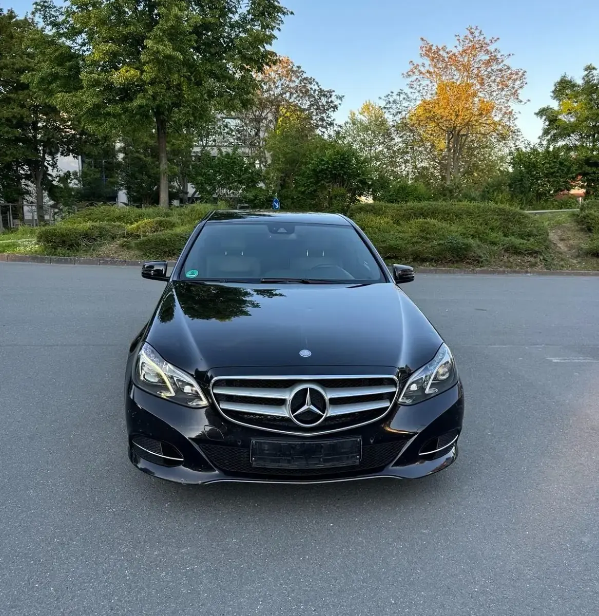 Gebraucht Mercedes E220 170 PS (125 kW) 2013 Schwarz Limousine