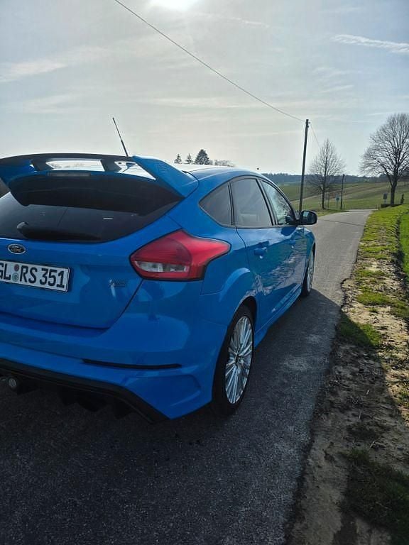 Gebraucht Ford Focus RS 349 PS (256 kW) 2017 Blau Limousine