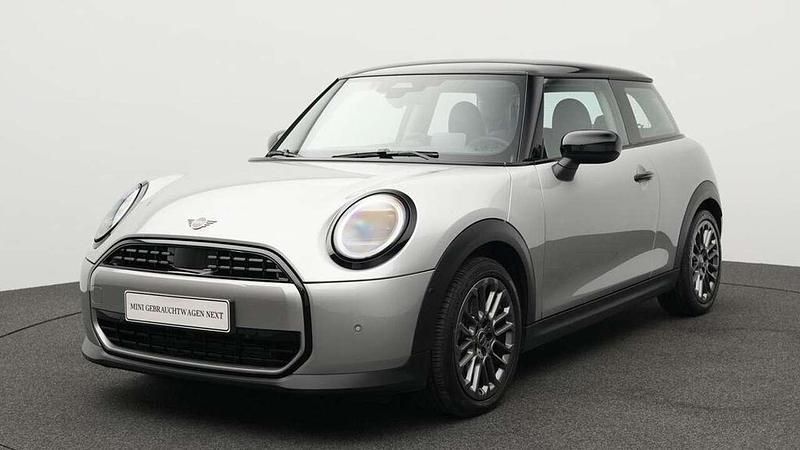 Grau Gebraucht 2024 Mini Cooper Kleinwagen | 24.708 € (Guter Preis) - Bild 1/4