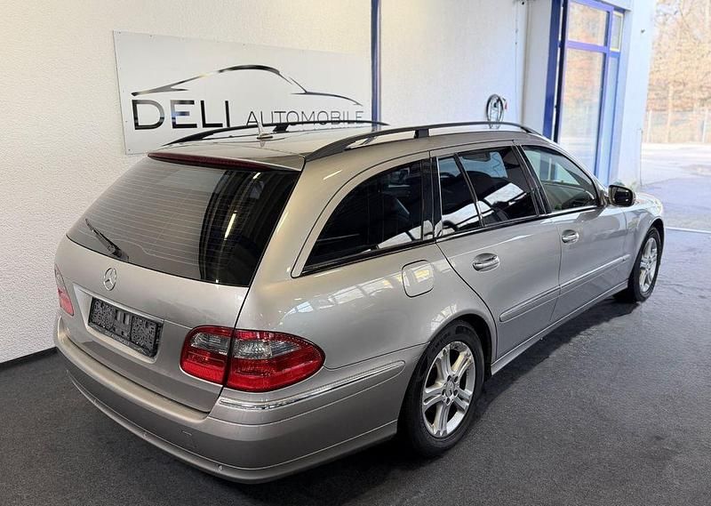Gebraucht Mercedes E320 Avantgarde 224 PS (164 kW) 2006 Silber Kombi