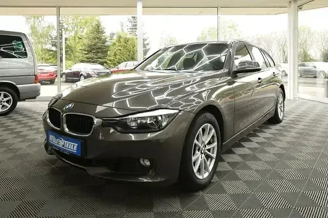 Gebraucht BMW 320 184 PS (135 kW) 2014 Braun Kombi