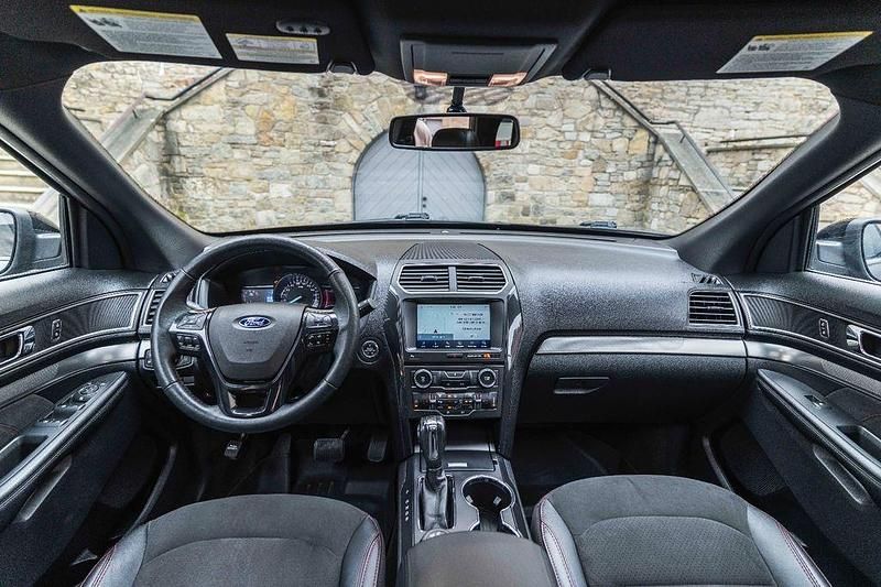 Gebraucht Ford Explorer XLT 299 PS (219 kW) 2018 Schwarz SUV