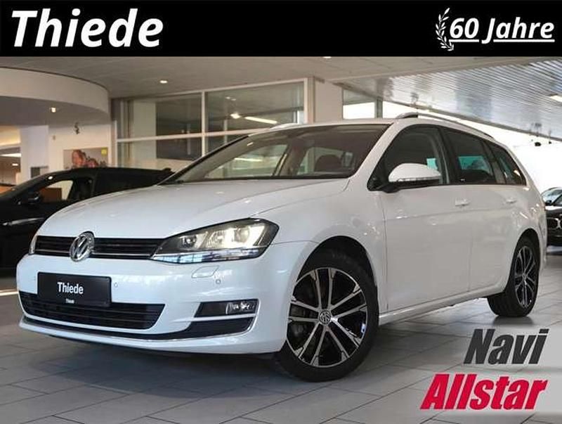 Weiß Gebraucht 2017 VW Golf VII Kleinwagen | 13.900 € (Guter Preis) - Bild 1/1