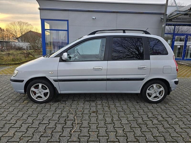 Gebraucht Hyundai Matrix 122 PS (89 kW) 2005 Grau Van / Kleinbus