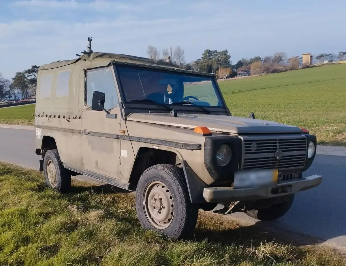Gebraucht Mercedes G300 88 PS (64 kW) 1989 Grün SUV