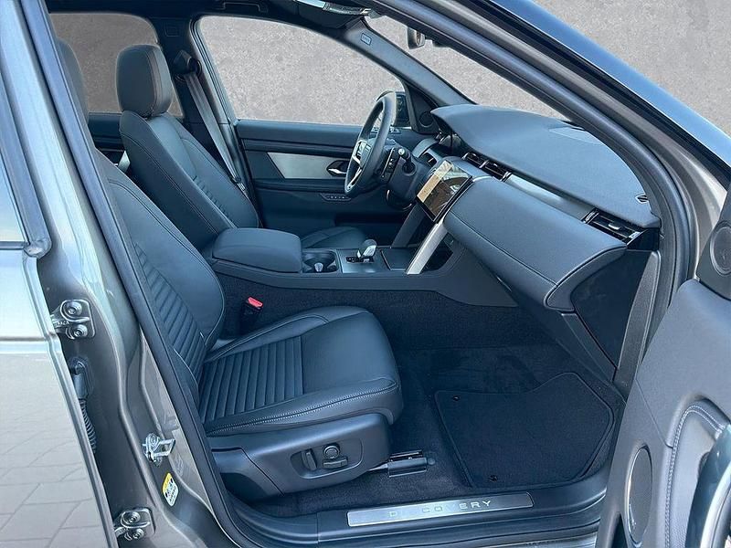 Gebraucht Land Rover Discovery Sport SE Dynamic 204 PS (150 kW) 2025 Silicon silver SUV