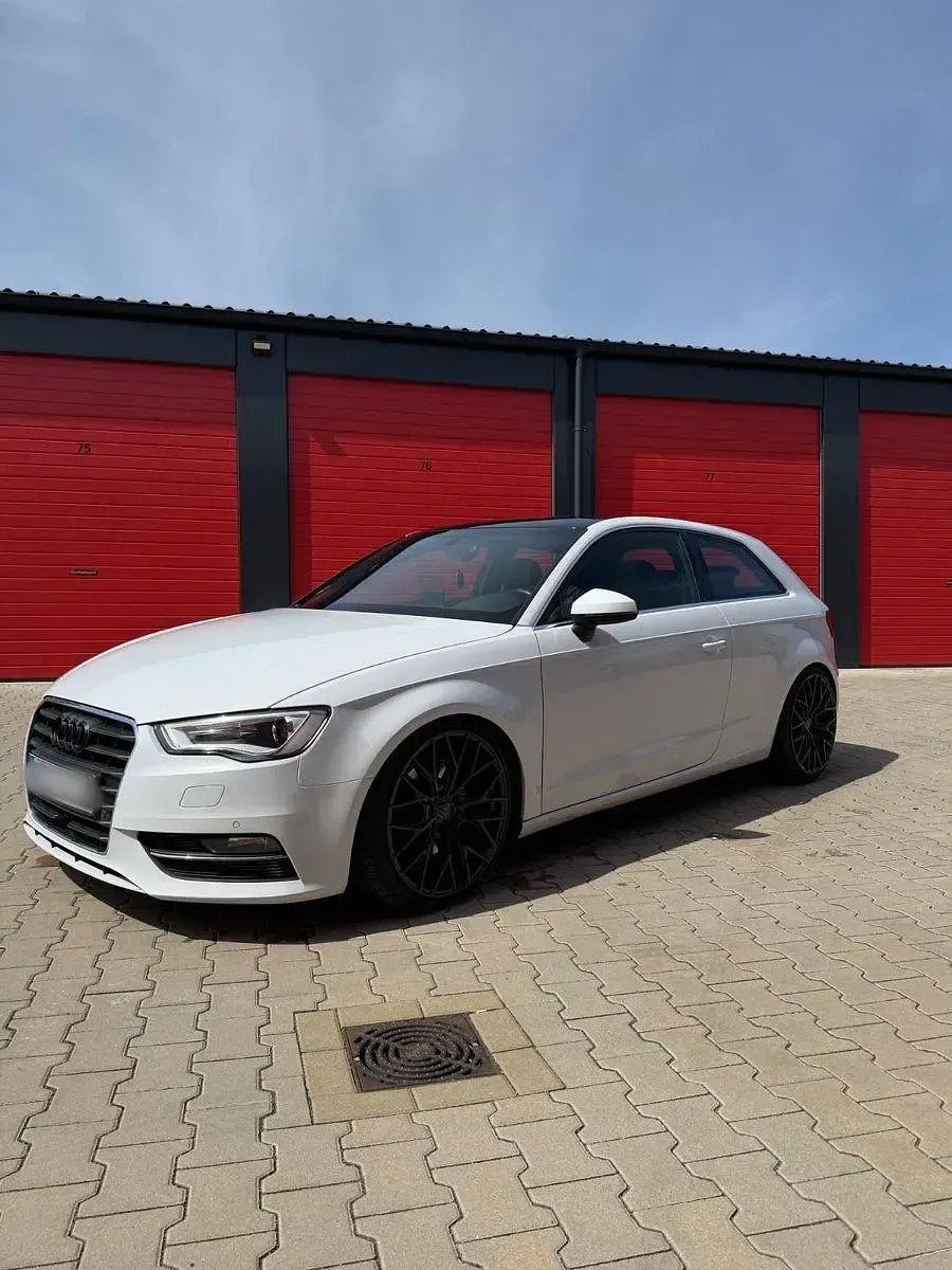 Używany Audi A3 Ambiente 179 KM (131 kW) 2012 Czarny Hatchback