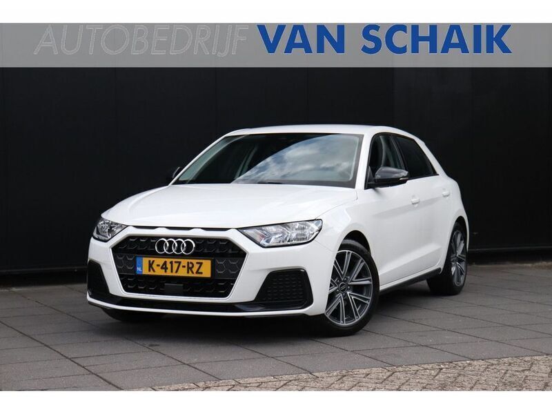 Weiß Gebraucht 2021 Audi A1 Sportback Kleinwagen | 18.113 € - Bild 1/4