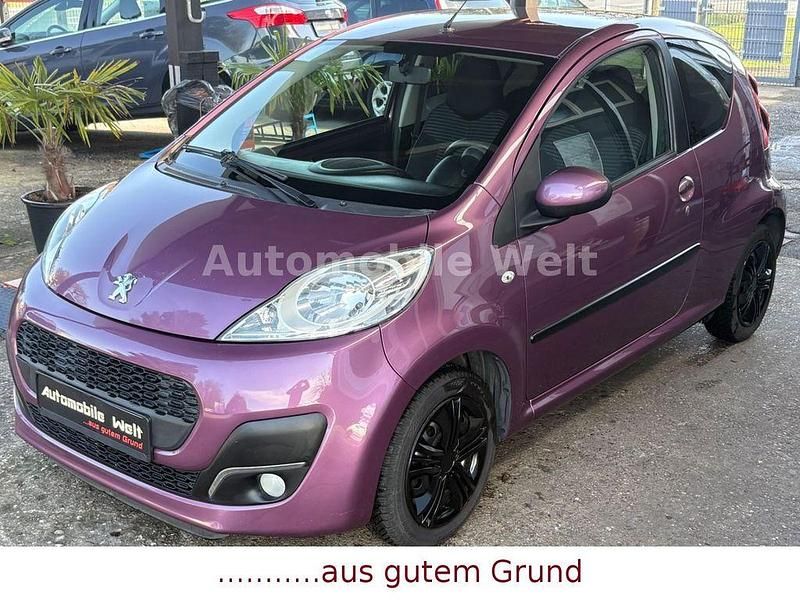 Gebraucht Peugeot 107 68 PS (50 kW) 2013 Violett Kleinwagen