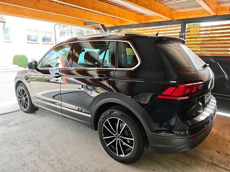 Gebraucht VW Tiguan Join 150 PS (110 kW) 2019 Schwarz SUV