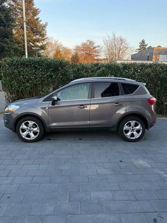 Gebraucht Ford Kuga 140 PS (102 kW) 2012 Braun SUV