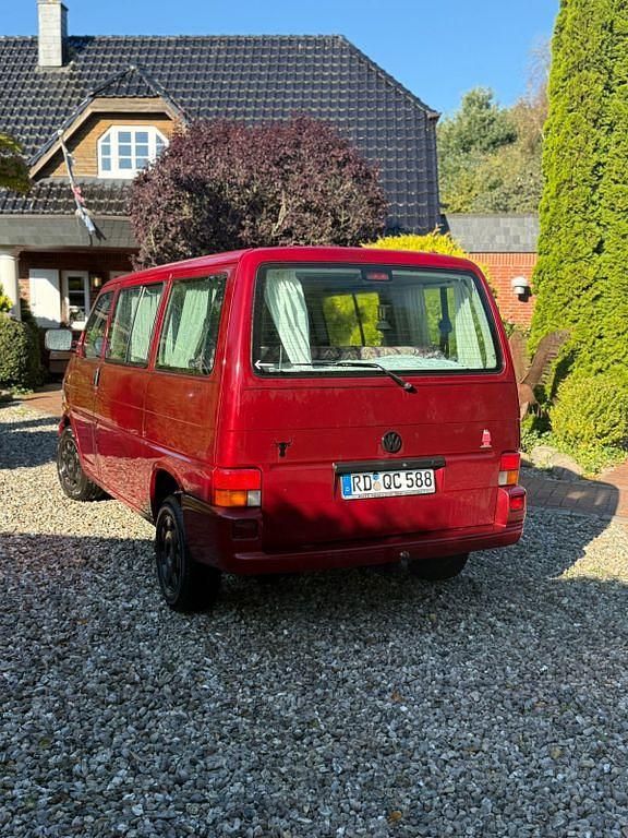 Gebraucht VW T4 88 PS (64 kW) 2002 Rot Van
