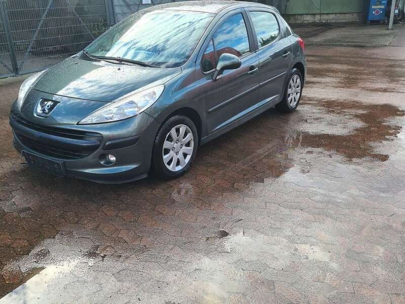 Gebraucht 2009 Peugeot 207 Urban Move Limousine | 2.500 € (Fairer Preis) - Bild 1/4