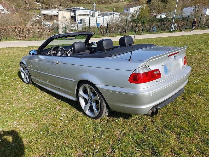 Gebraucht BMW 330 M Sport 231 PS (169 kW) 2001 Silber Cabrio