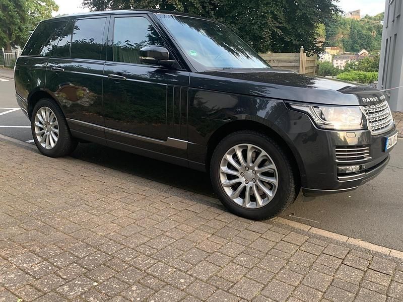 Grau Gebraucht 2015 Land Rover Range Rover Autobiography SUV | 26.499 € (Guter Preis) - Bild 1/4