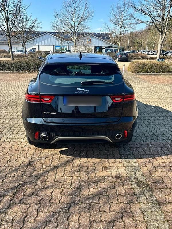 Second-hand Jaguar E-Pace 200 CP (147 kW) 2019 Negru SUV