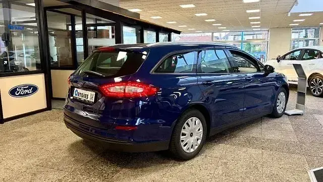 Gebraucht Ford Mondeo Trend 160 PS (117 kW) 2017 Blau Kombi
