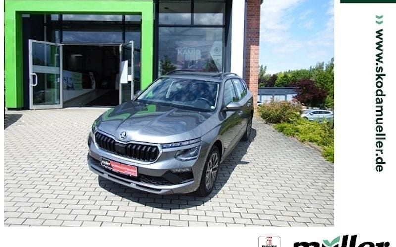 Graphitegrau metallic Gebraucht 2024 Skoda Kamiq Drive SUV | 24.990 € (Guter Preis) - Bild 1/4