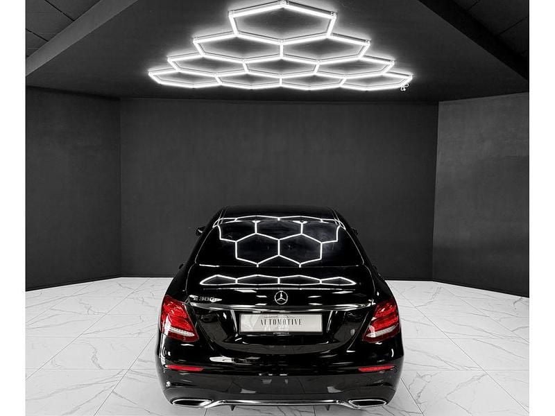 Gebraucht Mercedes E300 245 PS (180 kW) 2017 Schwarz Limousine