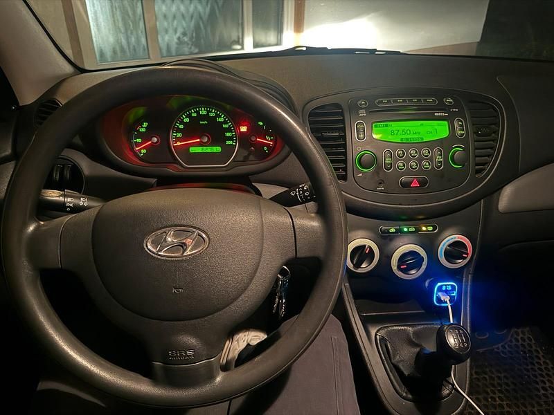 Schwarz Gebraucht 2011 Hyundai i10 Kleinwagen | 1.300 € (Guter Preis) - Bild 1/4