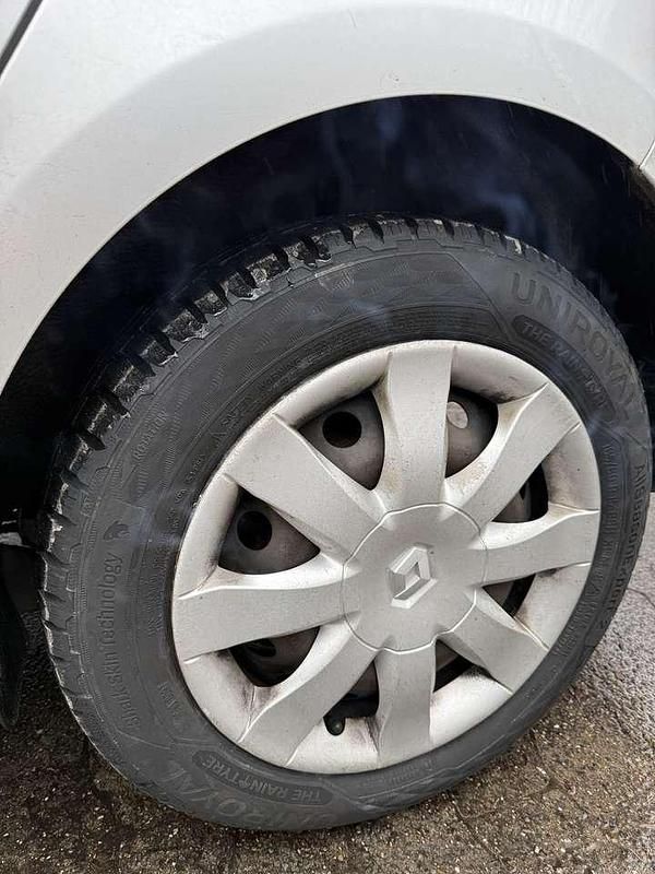 Gebraucht Renault Clio GrandTour Dynamique 101 PS (74 kW) 2007 Kombi