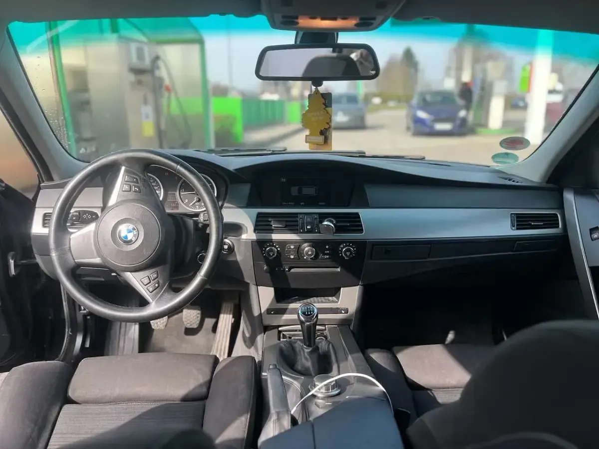 Gebraucht BMW 520 Comfort Edition 163 PS (119 kW) 2006 Kombi