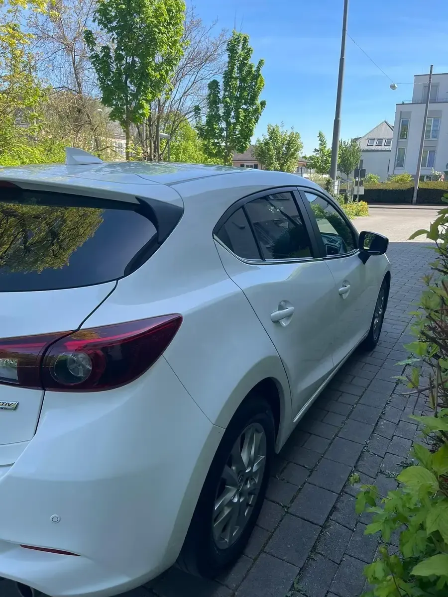 Gebraucht Mazda 3 150 PS (110 kW) 2018 Weiß Limousine