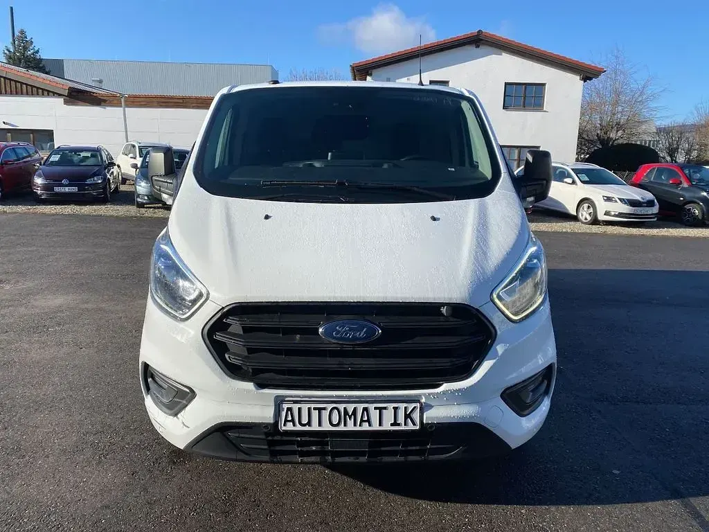 Gebraucht Ford Transit Custom Trend 131 PS (96 kW) 2018 Weiß Van / Kleinbus