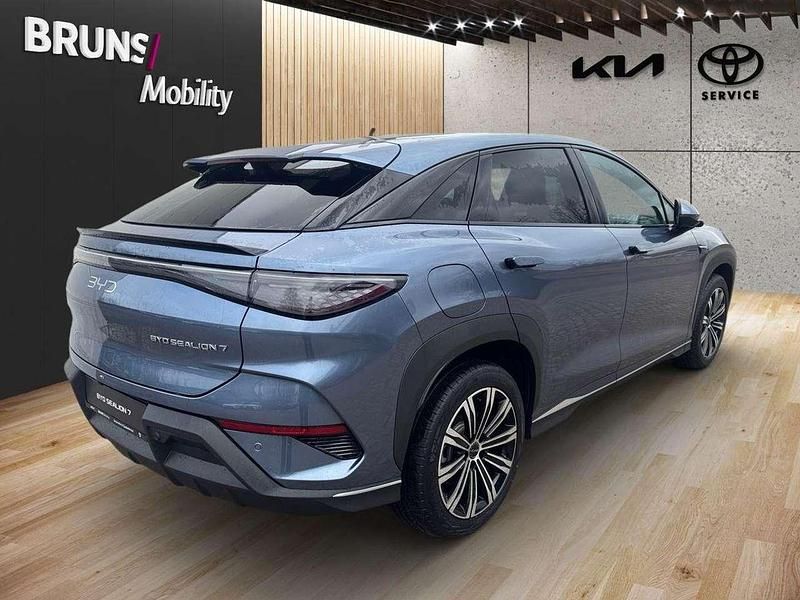 Neu BYD Sealion 7 Comfort 230 kW (313 PS) 2026 Atlantis grey SUV