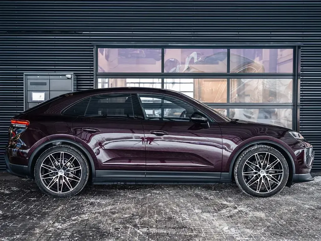 Gebraucht Porsche Macan 4 Electric 300 kW (408 PS) 2026 SUV