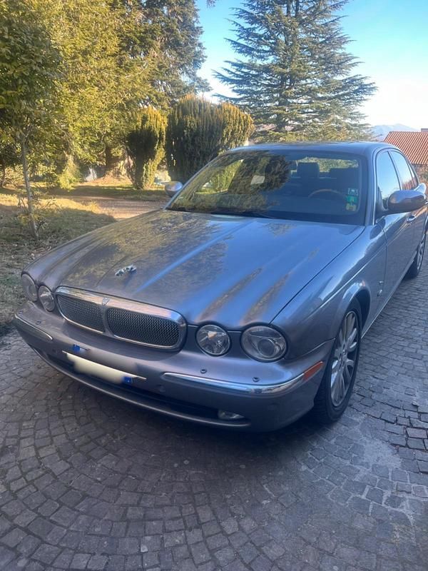 Gebraucht Jaguar XJ 207 PS (152 kW) 2006 Grau Limousine
