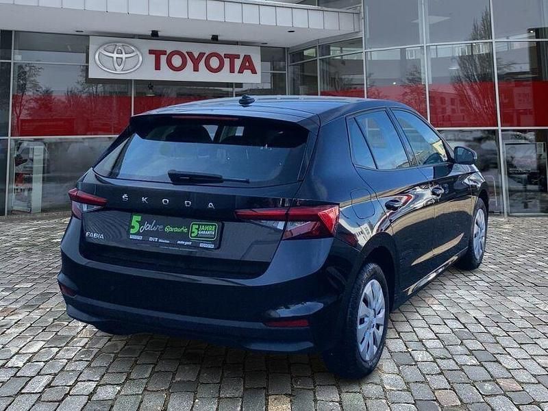 Gebraucht Skoda Fabia Selection 80 PS (58 kW) 2024 Schwarzmagic perleffekt Limousine