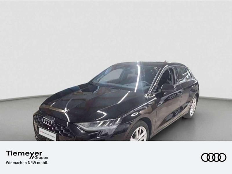 Mythosschwarz metallic Gebraucht 2024 Audi A3 Advanced Limousine | 32.440 € (Fairer Preis) - Bild 1/1