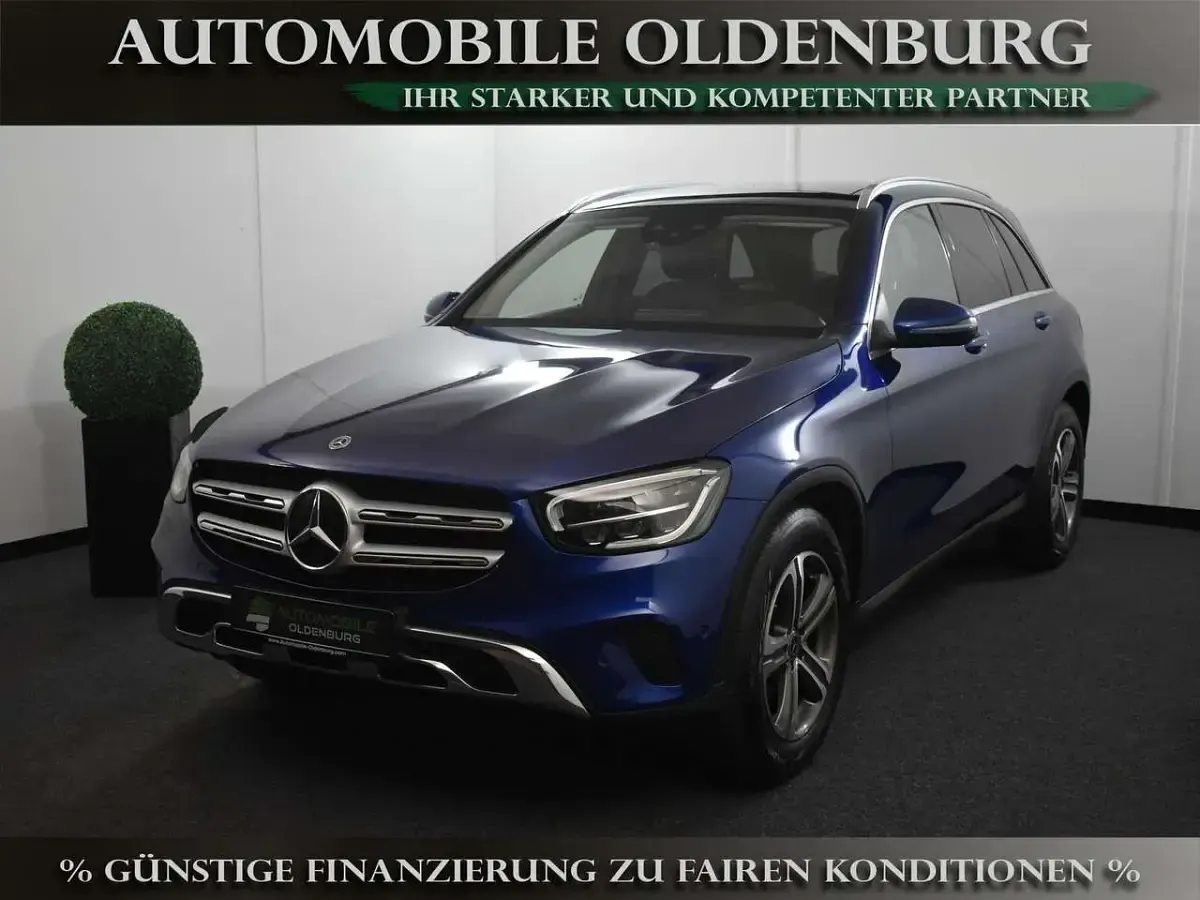 Gebraucht Mercedes GLC220 AMG 194 PS (142 kW) 2021 Blau SUV