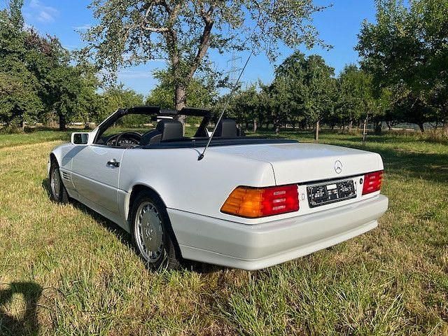 Gebraucht Mercedes SL300 231 PS (169 kW) 1990 Weiß Cabrio